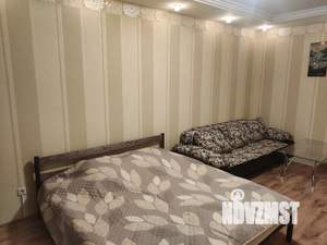 1-к квартира, посуточно, 42м2, 1/1 этаж