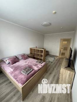 1-к квартира, посуточно, 42м2, 8/17 этаж