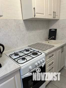 1-к квартира, посуточно, 39м2, 3/5 этаж