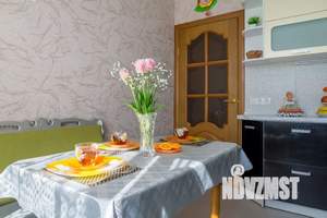 1-к квартира, посуточно, 35м2, 6/9 этаж