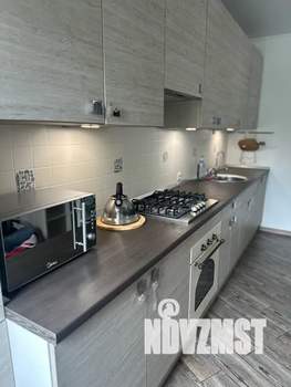 Студия квартира, посуточно, 38м2, 2/8 этаж