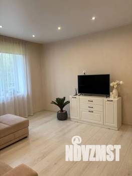 2-к квартира, посуточно, 57м2, 1/8 этаж