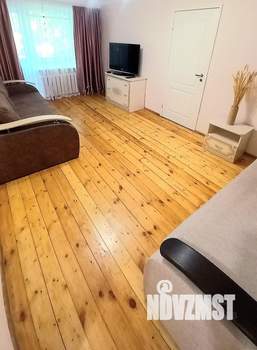 2-к квартира, посуточно, 46м2, 2/5 этаж