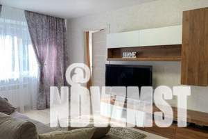 2-к квартира, посуточно, 44м2, 1/5 этаж