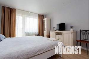 1-к квартира, посуточно, 42м2, 6/10 этаж