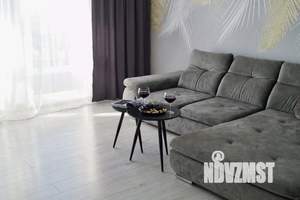 1-к квартира, посуточно, 80м2, 1/1 этаж