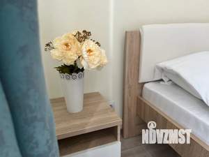 1-к квартира, посуточно, 40м2, 6/9 этаж