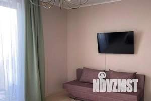 1-к квартира, посуточно, 38м2, 5/5 этаж