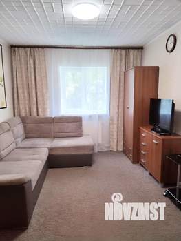 2-к квартира, посуточно, 40м2, 3/3 этаж