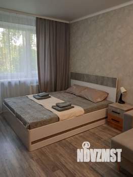 1-к квартира, посуточно, 33м2, 4/5 этаж