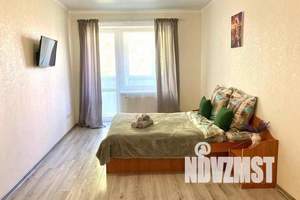 1-к квартира, посуточно, 43м2, 1/3 этаж