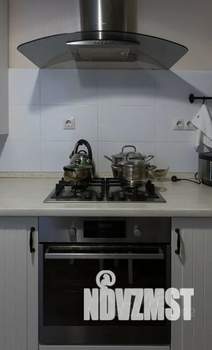 1-к квартира, посуточно, 43м2, 1/9 этаж