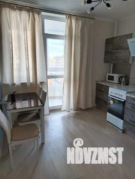 1-к квартира, посуточно, 38м2, 9/10 этаж