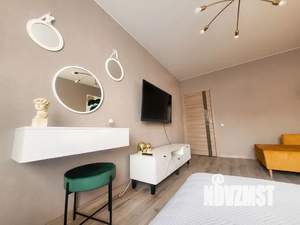 1-к квартира, посуточно, 42м2, 7/10 этаж