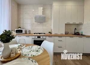 1-к квартира, посуточно, 42м2, 4/7 этаж