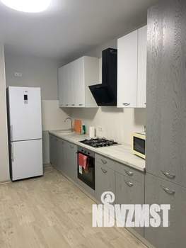 1-к квартира, посуточно, 42м2, 3/10 этаж