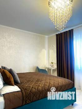 1-к квартира, посуточно, 42м2, 8/10 этаж
