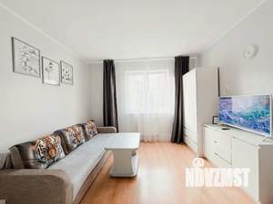 1-к квартира, посуточно, 40м2, 1/1 этаж