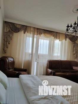 3-к квартира, посуточно, 69м2, 1/1 этаж