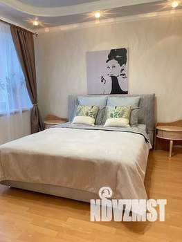 1-к квартира, посуточно, 47м2, 9/9 этаж