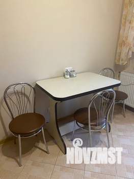 1-к квартира, посуточно, 40м2, 6/9 этаж