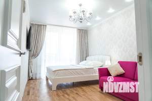 1-к квартира, посуточно, 42м2, 8/10 этаж