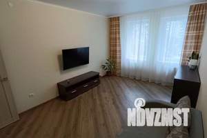 1-к квартира, посуточно, 37м2, 3/3 этаж