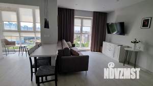 Студия квартира, посуточно, 40м2, 10/10 этаж