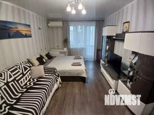 1-к квартира, посуточно, 33м2, 3/5 этаж