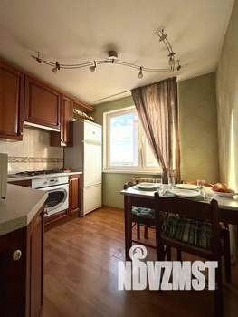 1-к квартира, посуточно, 40м2, 8/9 этаж