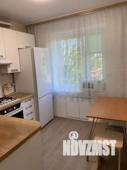 1-к квартира, посуточно, 37м2, 2/5 этаж