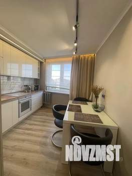 1-к квартира, посуточно, 44м2, 9/9 этаж