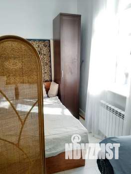 Студия квартира, посуточно, 37м2, 1/3 этаж