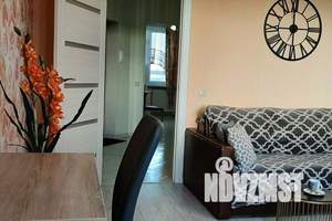 1-к квартира, посуточно, 42м2, 7/10 этаж