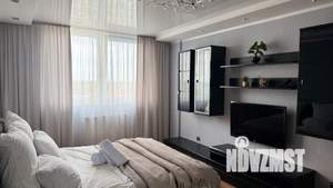 1-к квартира, посуточно, 38м2, 12/17 этаж