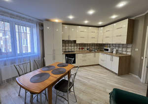 3-к квартира, на длительный срок, 90м2, 3/8 этаж