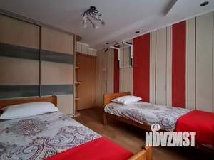 3-к квартира, посуточно, 64м2, 1/1 этаж