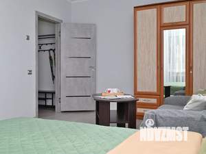 1-к квартира, посуточно, 42м2, 6/9 этаж