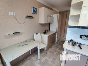 1-к квартира, посуточно, 38м2, 6/9 этаж