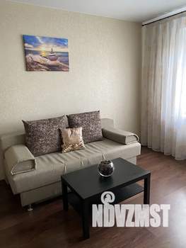 1-к квартира, посуточно, 43м2, 6/9 этаж