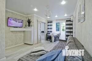 1-к квартира, посуточно, 43м2, 1/1 этаж