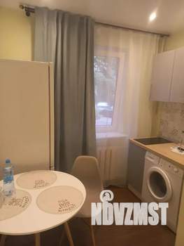1-к квартира, посуточно, 35м2, 1/5 этаж