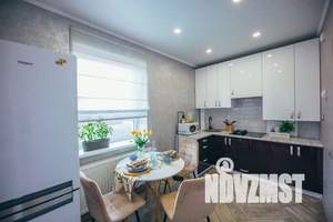 1-к квартира, посуточно, 44м2, 3/10 этаж