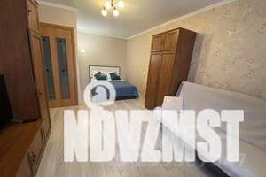 1-к квартира, посуточно, 40м2, 5/9 этаж