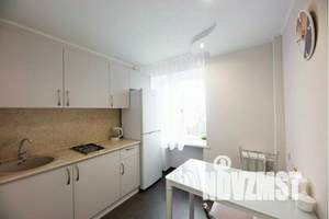 1-к квартира, посуточно, 32м2, 8/9 этаж