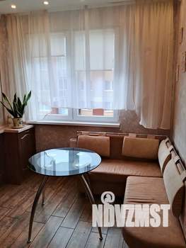 1-к квартира, посуточно, 40м2, 2/4 этаж