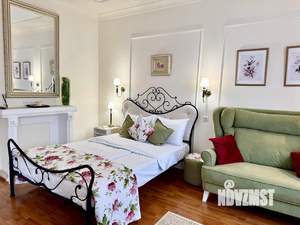 Студия квартира, посуточно, 37м2, 4/20 этаж