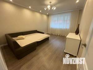 1-к квартира, посуточно, 42м2, 2/10 этаж