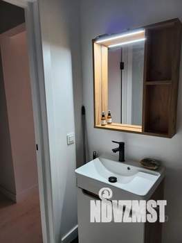 1-к квартира, посуточно, 38м2, 2/9 этаж