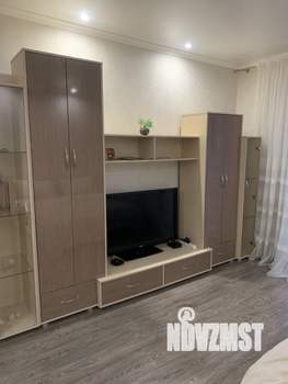 1-к квартира, посуточно, 40м2, 4/10 этаж